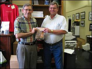 A picture of historian Rick Warwick and author of Capt. Ed Baxter and His Tennessean Artillerymen, CSA, Dennis Lampley.